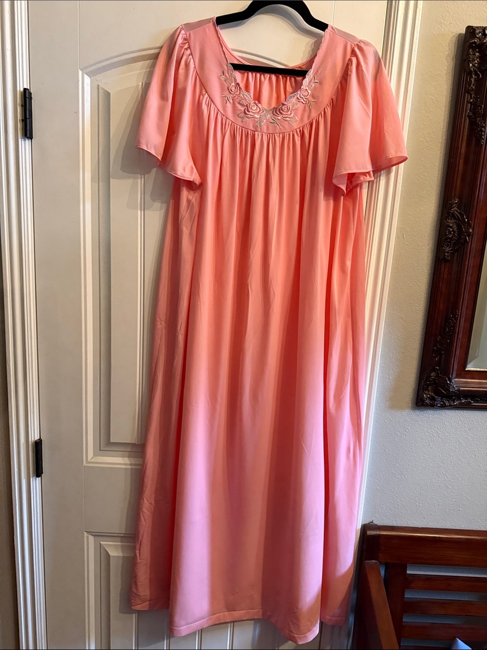 Women's Pink Embroidered Nightgown